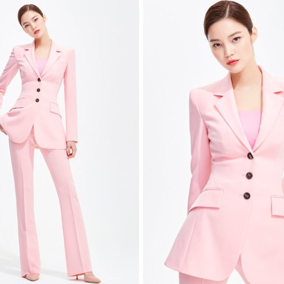 100% silk pink suit set by Korean luxury fashion brand Avouavou - Picture 2 of 4